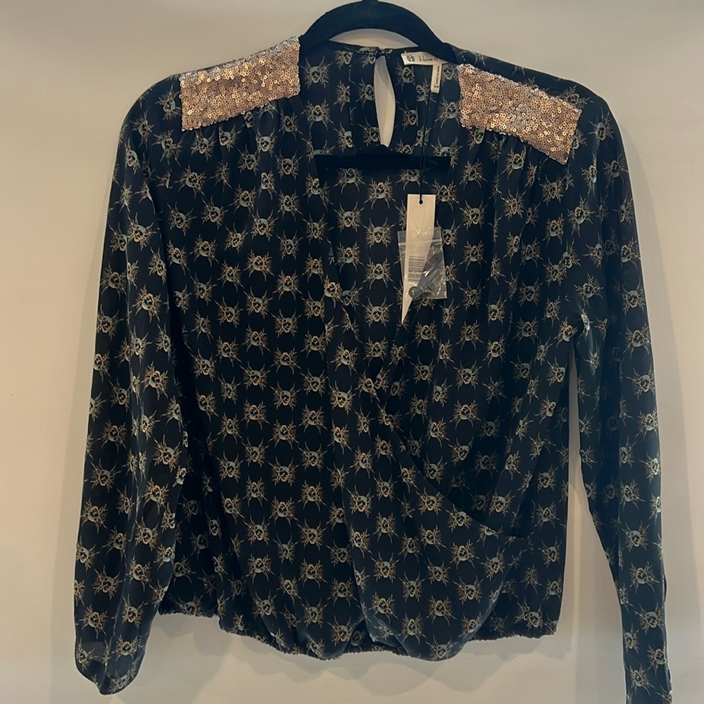House of Harlow Skull printed drape top